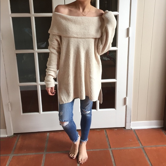 Sweaters - LAST ITEM▫️Gorgeous Ivory Chenille Cowl Neck Top